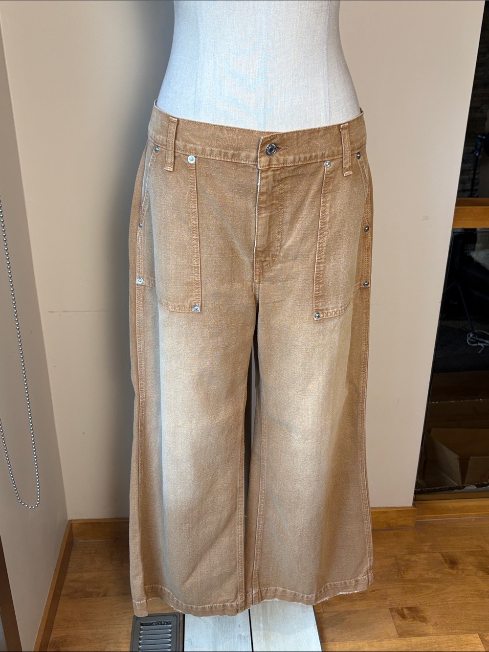 Re/Done Wide-Leg High-Rise Jeans in Tan